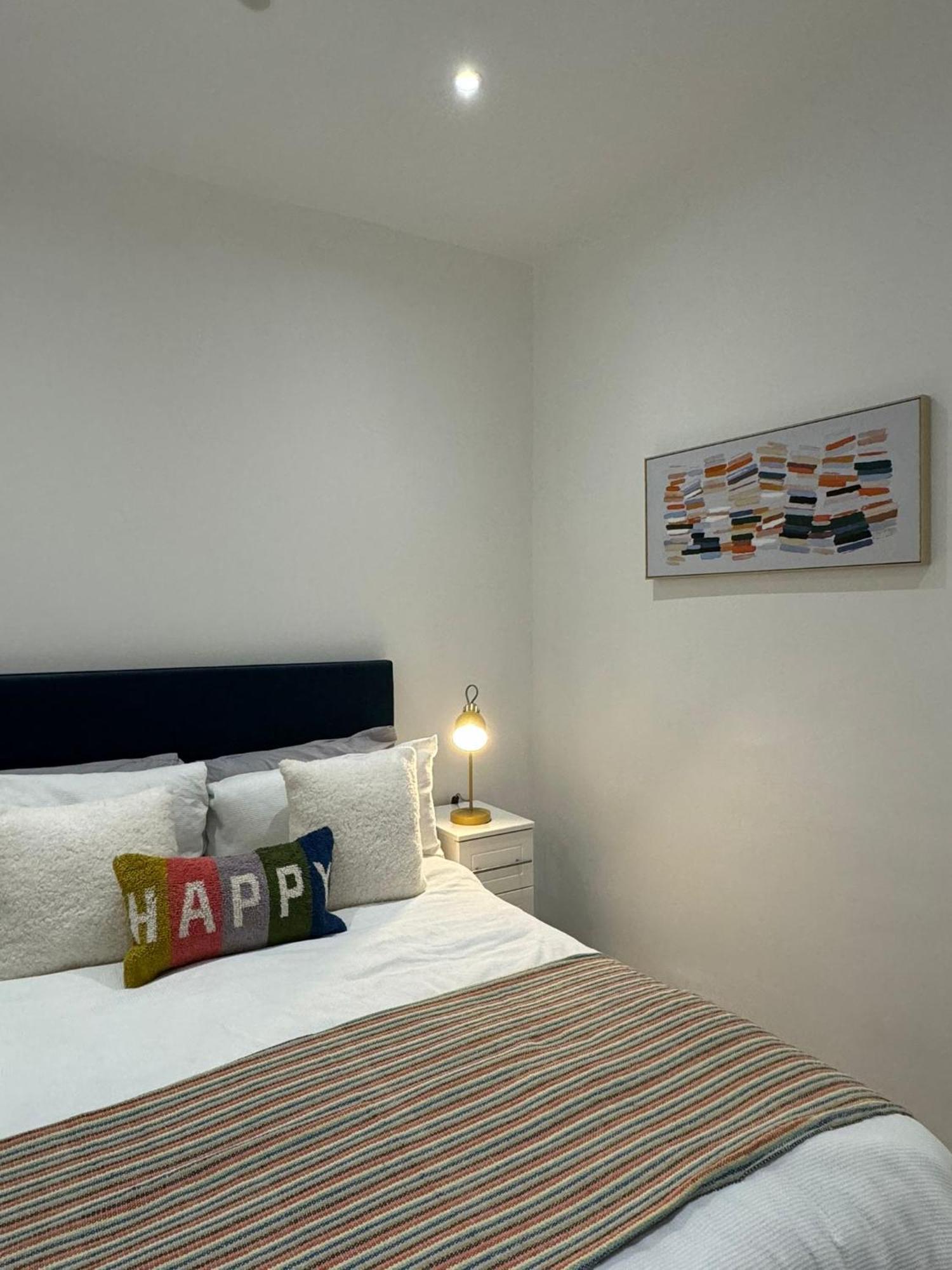 Modern Apartment With Sea Views Portrush Exterior photo